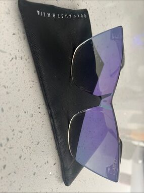 Quay Australia Women’s Mirrored Purple Shield Sunglasses with OG case